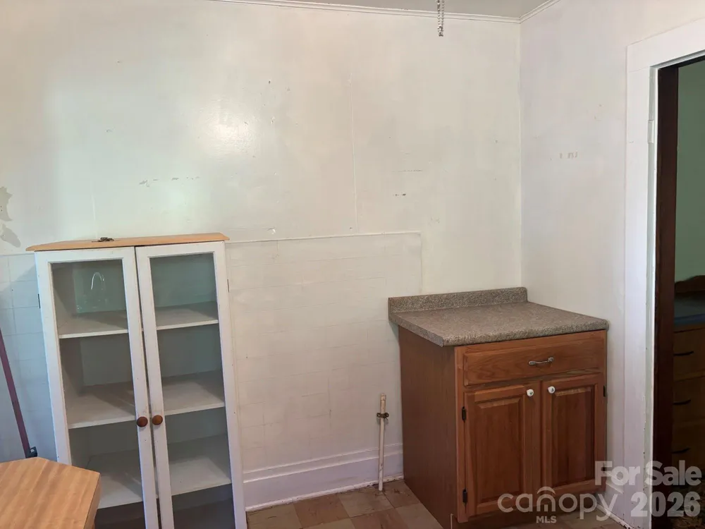 377 Sam Gouge Road Bakersville, NC 28705