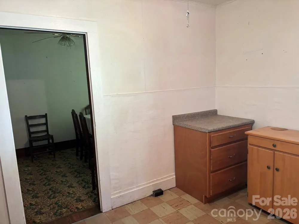 377 Sam Gouge Road Bakersville, NC 28705
