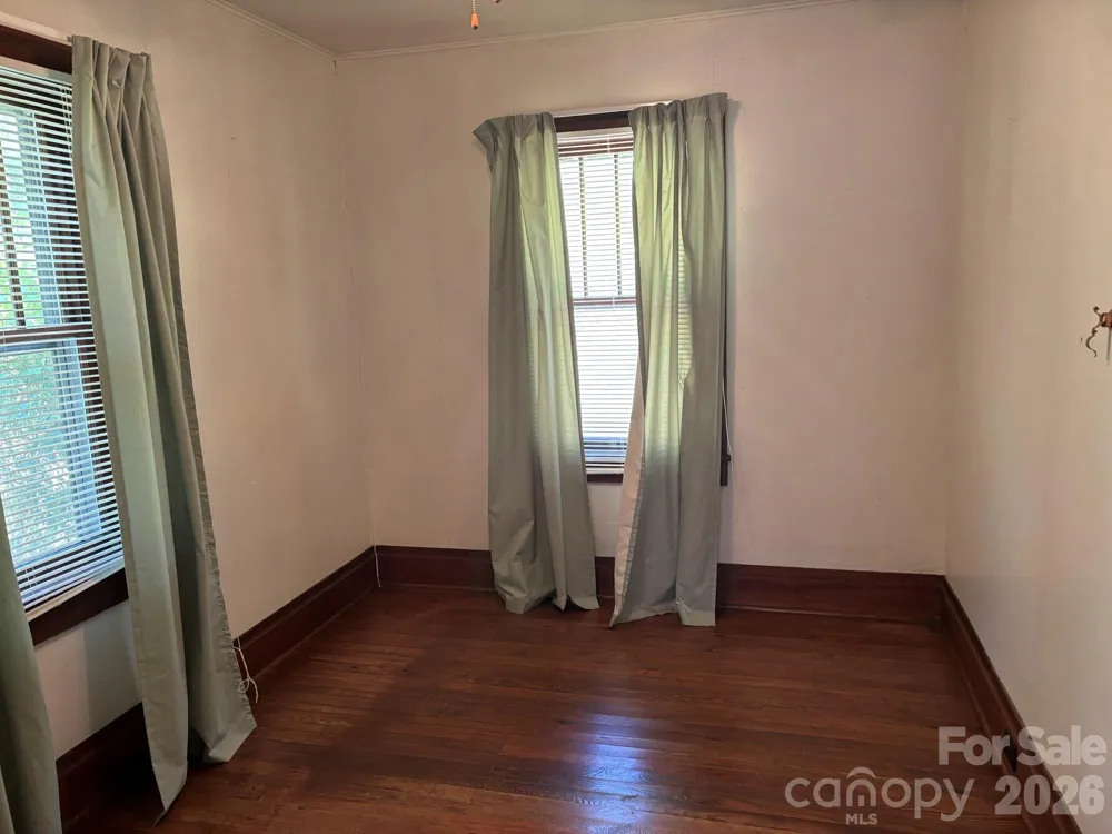 377 Sam Gouge Road Bakersville, NC 28705