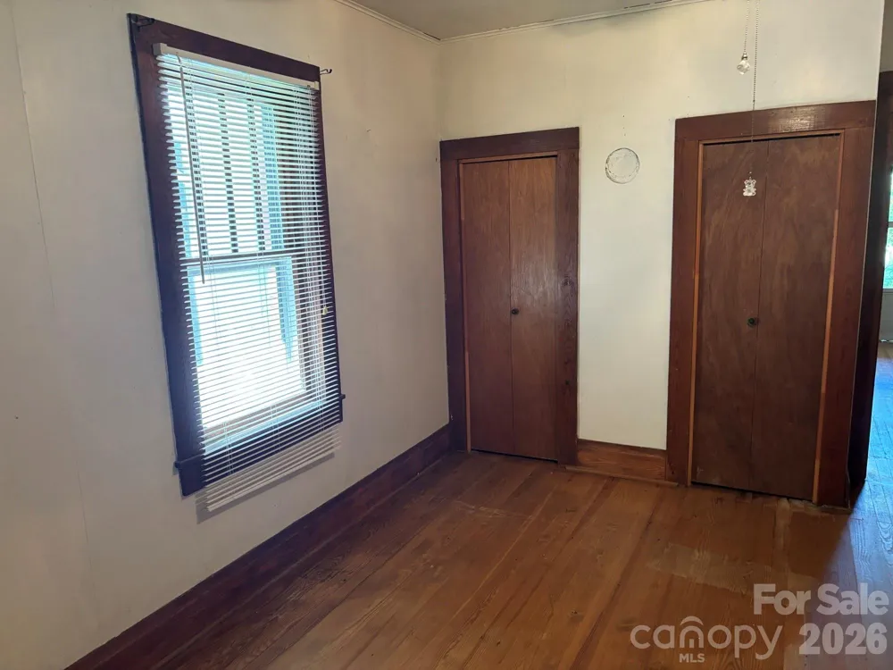 377 Sam Gouge Road Bakersville, NC 28705
