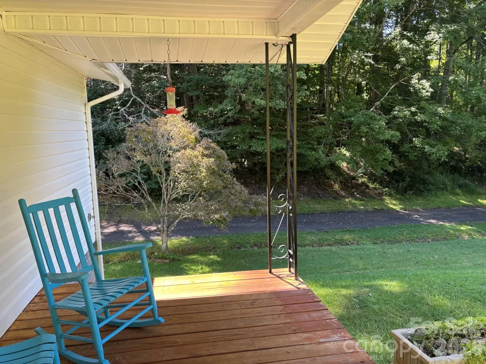 377 Sam Gouge Road Bakersville, NC 28705