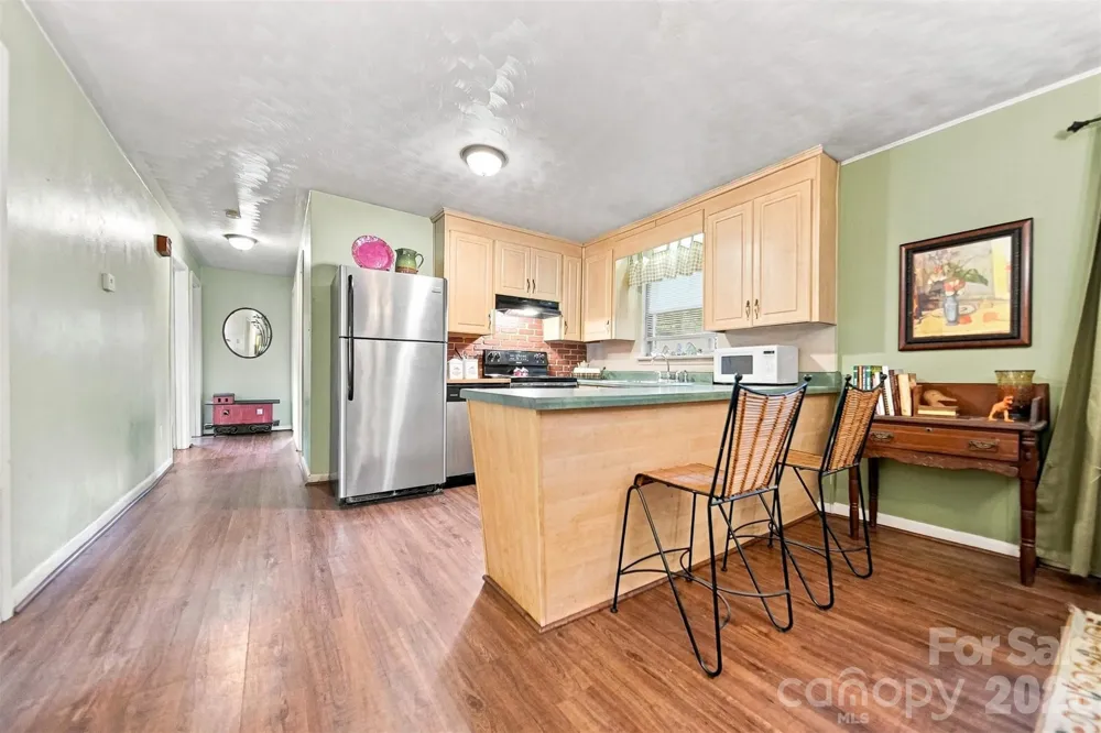 1920 30th Street NE Hickory, NC 28601