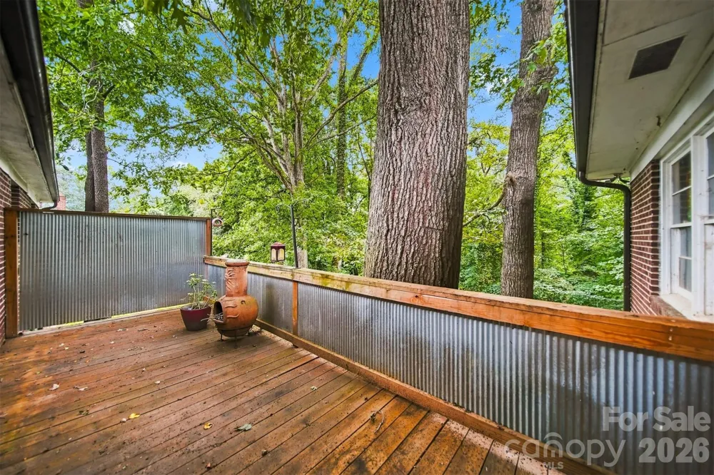 1920 30th Street NE Hickory, NC 28601