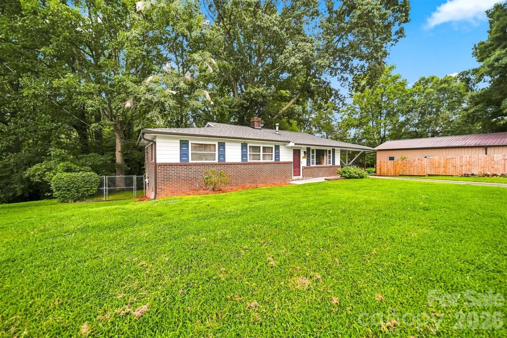 1920 30th Street NE Hickory, NC 28601