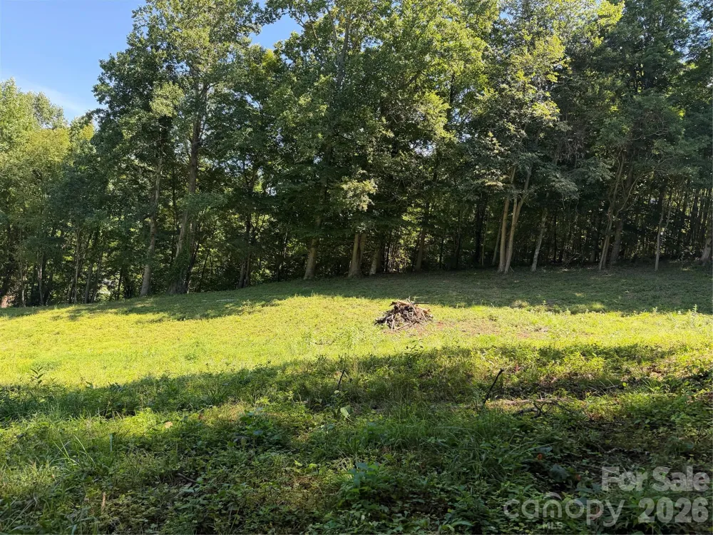 4281 Prices Creek Road Burnsville, NC 28714