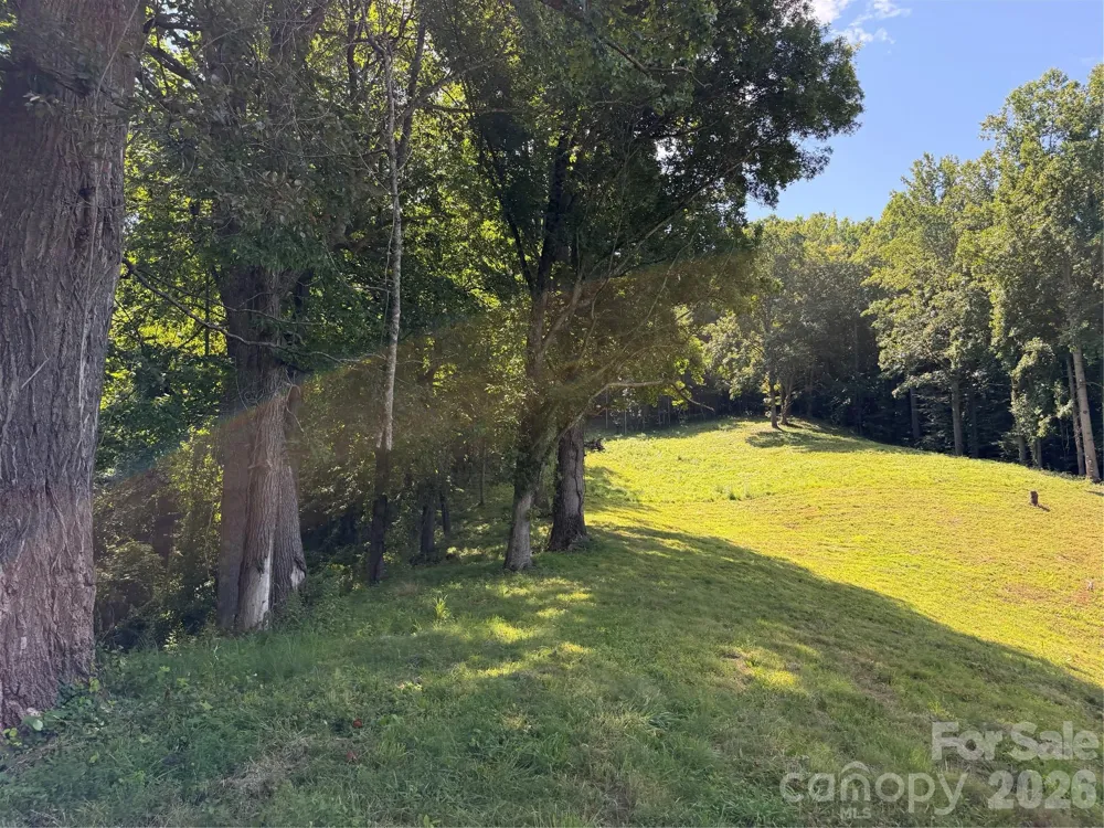 4281 Prices Creek Road Burnsville, NC 28714