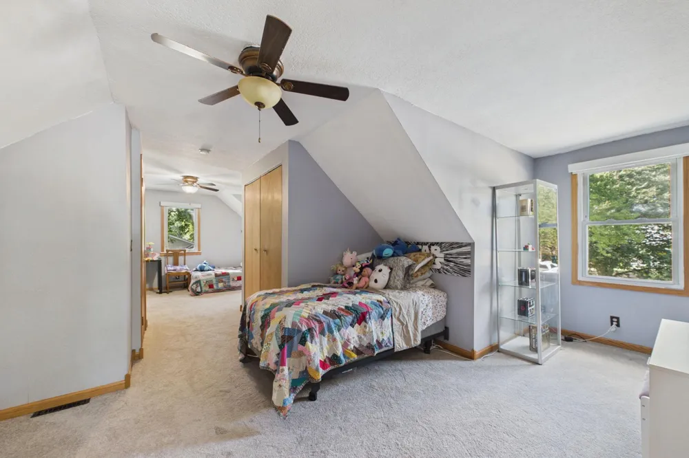 1474 Burke Avenue E Maplewood, MN 55109