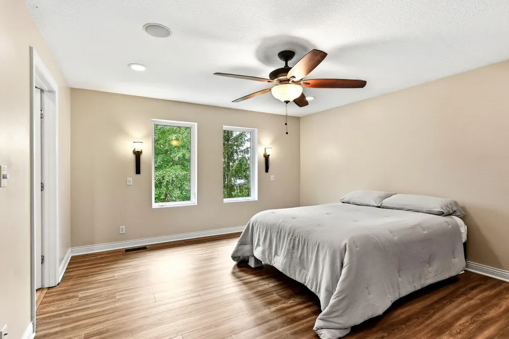 10329 Noble Avenue Brooklyn Park, MN 55443