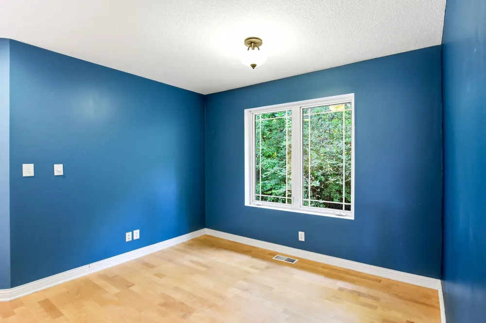 10329 Noble Avenue Brooklyn Park, MN 55443