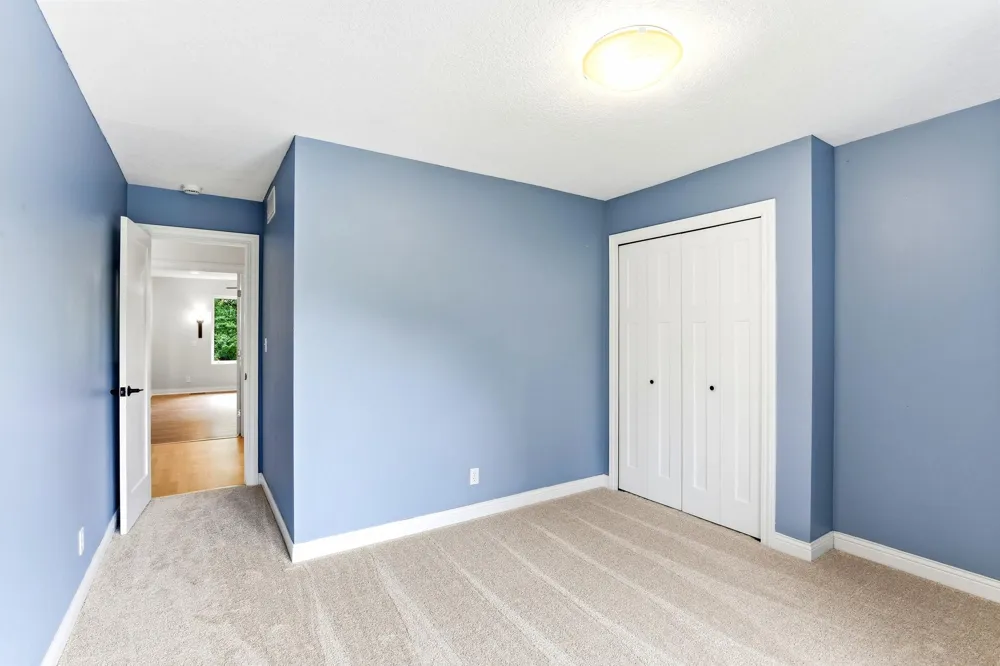 10329 Noble Avenue Brooklyn Park, MN 55443