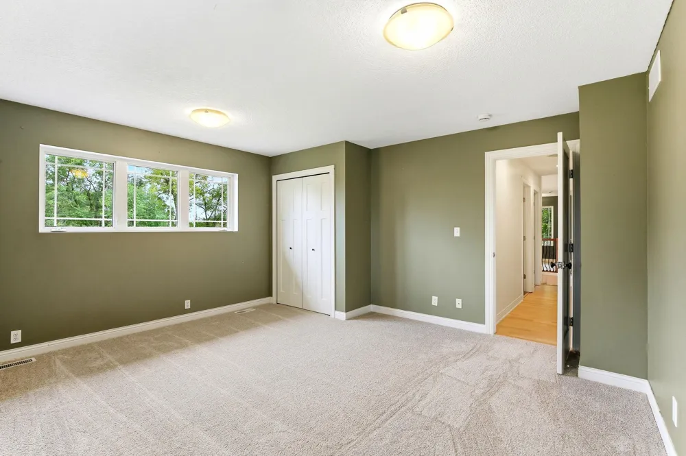 10329 Noble Avenue Brooklyn Park, MN 55443