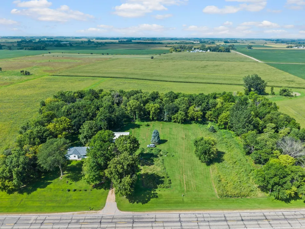 20142 State Highway 22 Gaylord, MN 55334