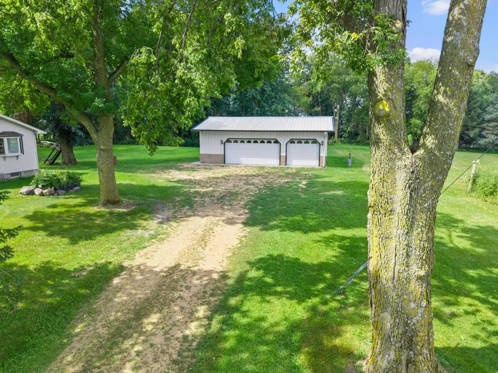 20142 State Highway 22 Gaylord, MN 55334