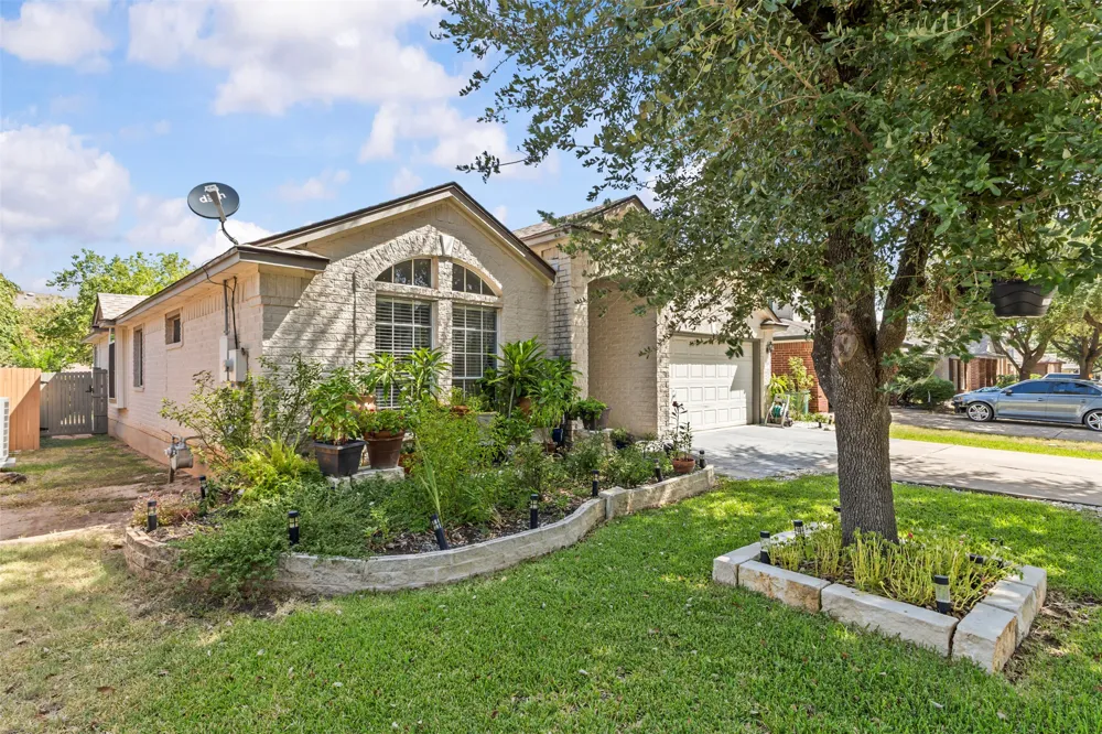 611 Settlement Street Cedar Park, TX 78613