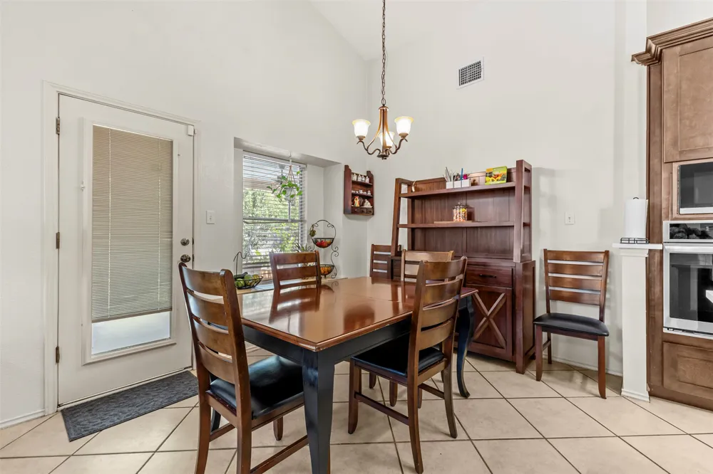 611 Settlement Street Cedar Park, TX 78613