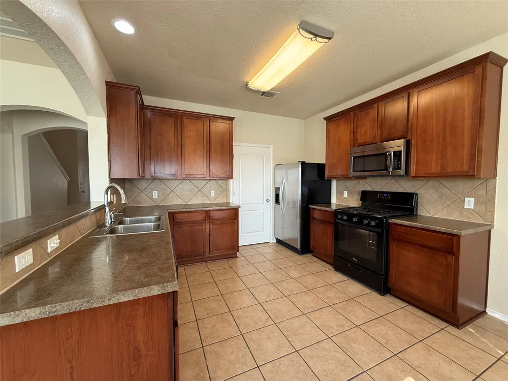 1529 Tonia Loop Round Rock, TX 78665