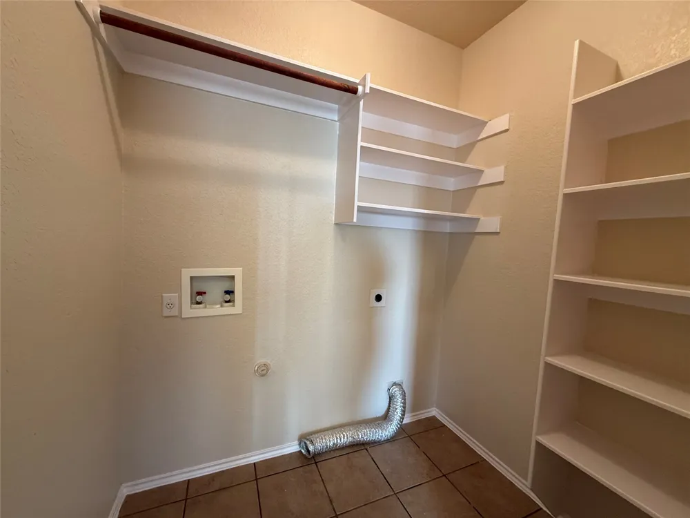1529 Tonia Loop Round Rock, TX 78665