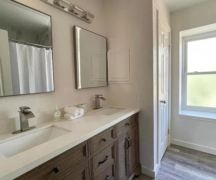 2502 Tracy Cove Leander, TX 78641
