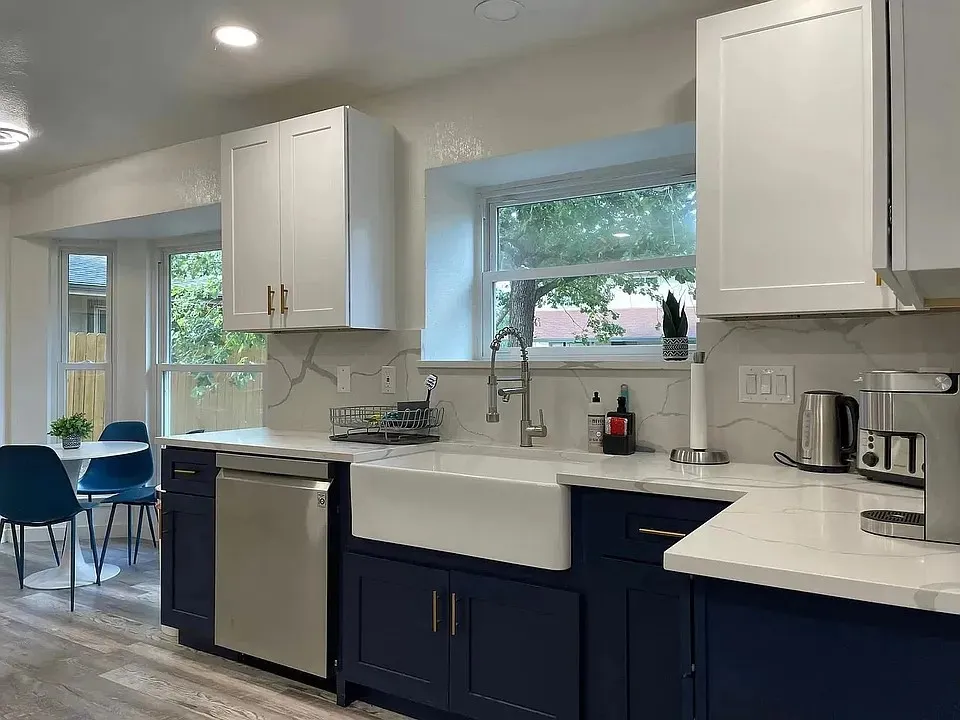 2502 Tracy Cove Leander, TX 78641