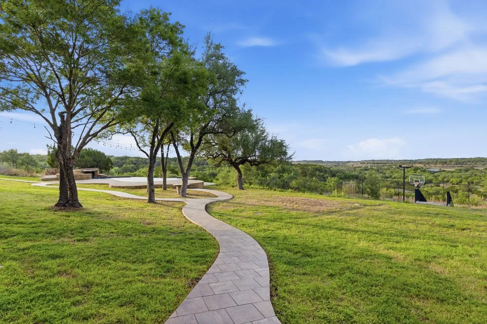 9805 Grand Summit Boulevard Dripping Springs, TX 78620