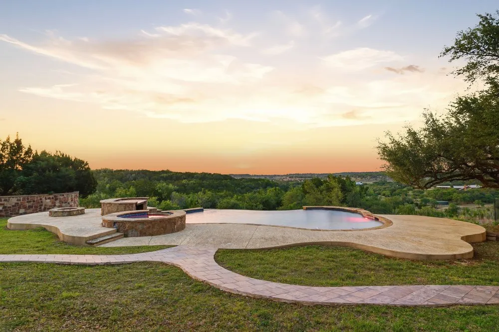 9805 Grand Summit Boulevard Dripping Springs, TX 78620