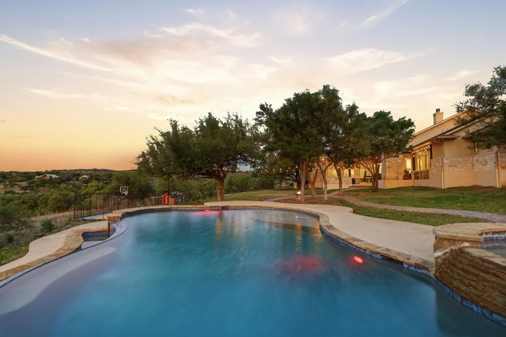 9805 Grand Summit Boulevard Dripping Springs, TX 78620