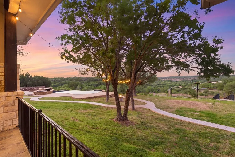 9805 Grand Summit Boulevard Dripping Springs, TX 78620