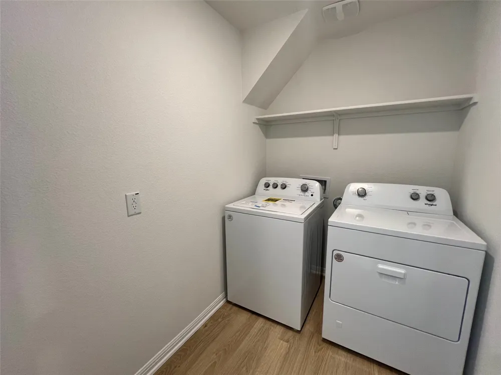 2724 Indian Clover Trail Leander, TX 78641
