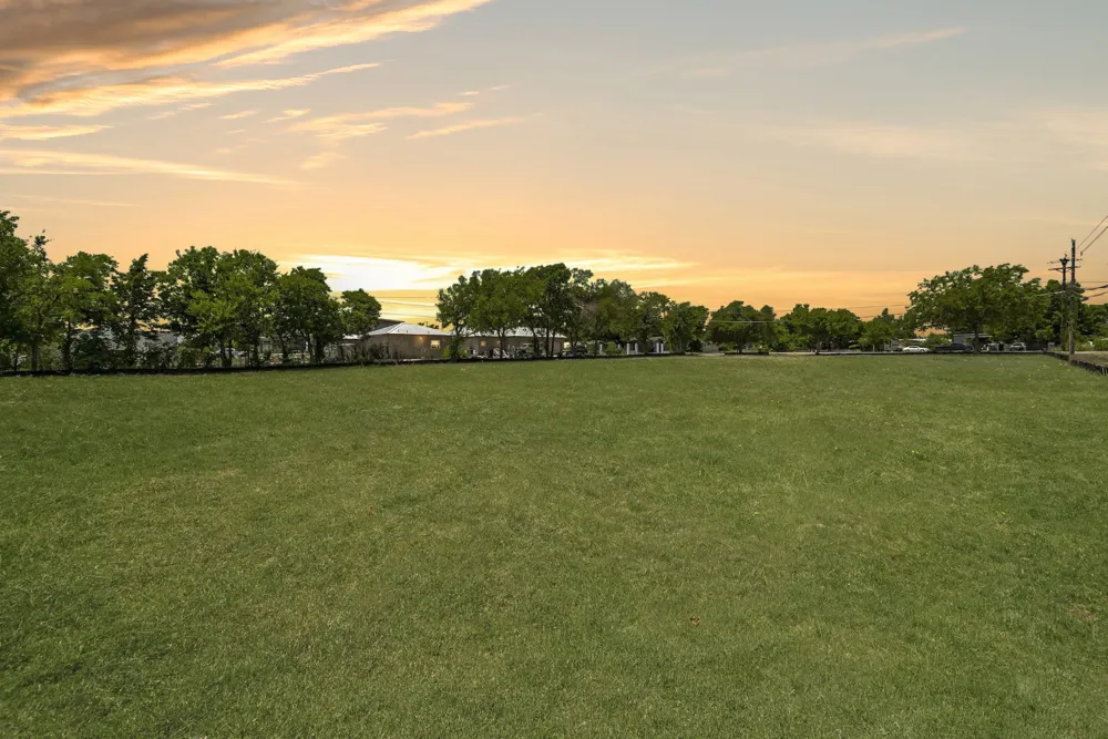 16409 Summit Drive Austin, TX 78728