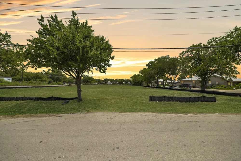 16409 Summit Drive Austin, TX 78728
