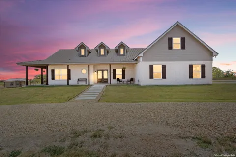 8813 Stallion Road