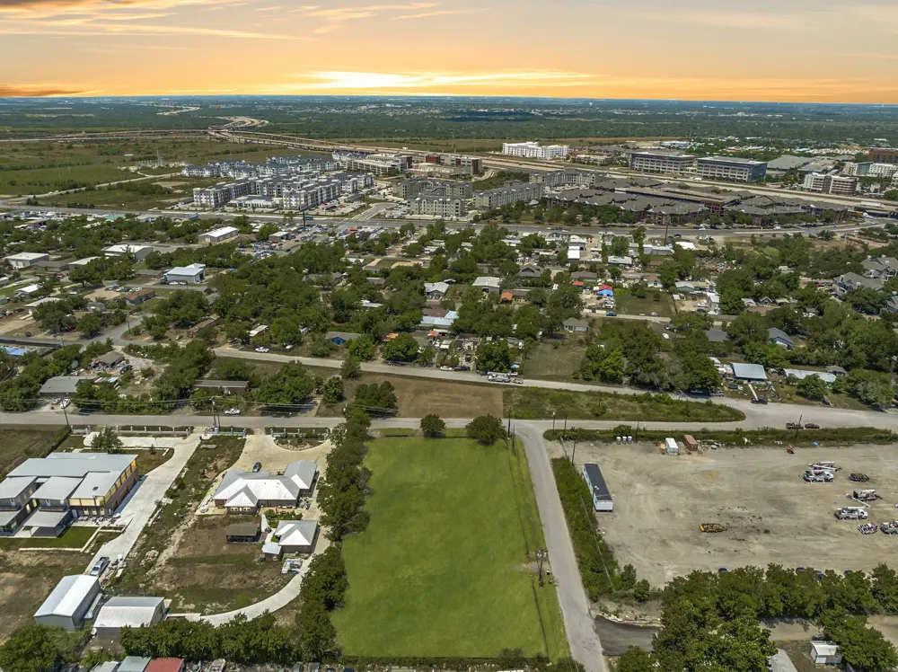 16409 Summit Drive Austin, TX 78728