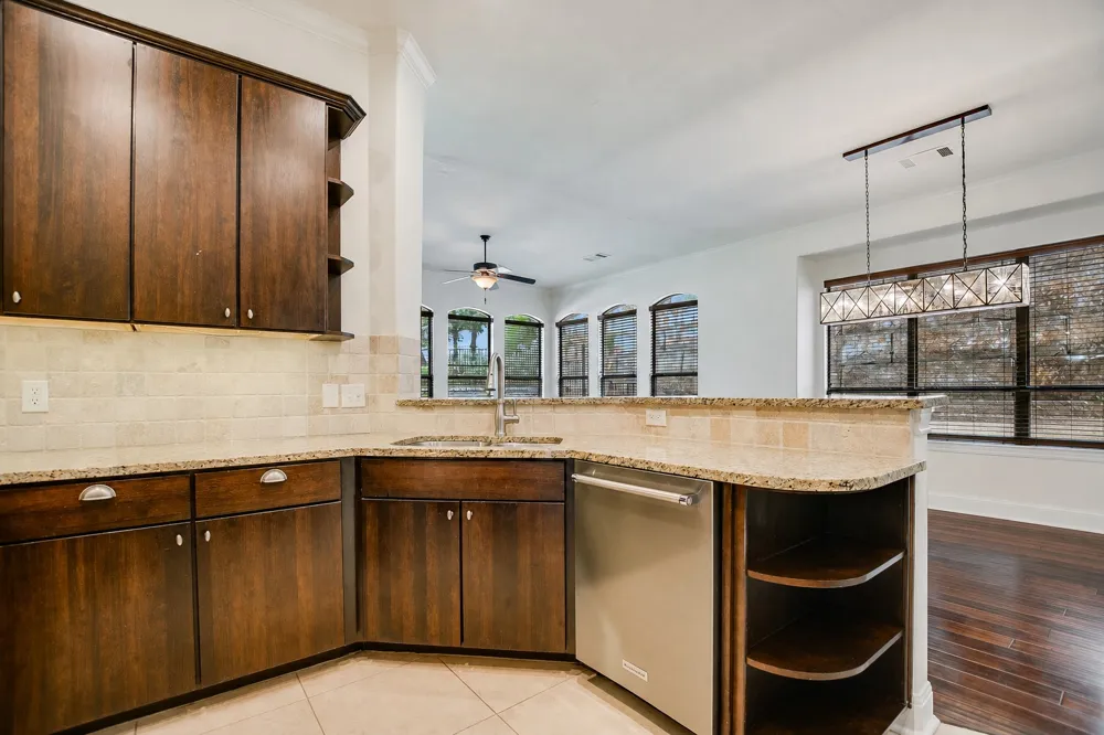 207 Enclave Circle Horseshoe Bay, TX 78657