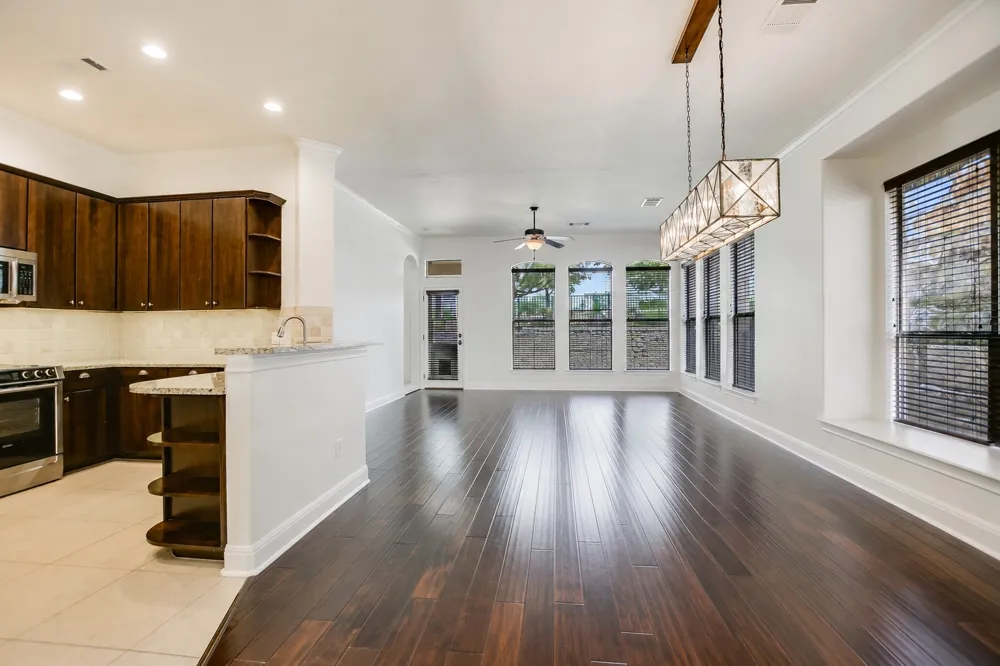 207 Enclave Circle Horseshoe Bay, TX 78657