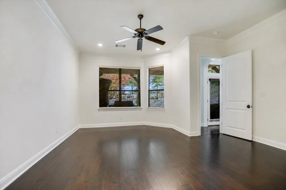 207 Enclave Circle Horseshoe Bay, TX 78657