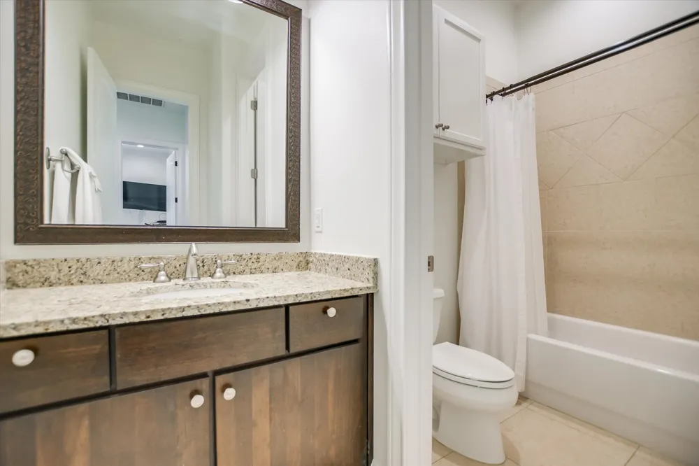 207 Enclave Circle Horseshoe Bay, TX 78657
