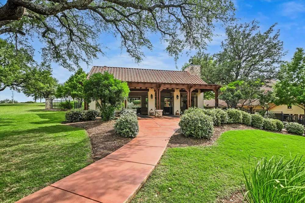 207 Enclave Circle Horseshoe Bay, TX 78657