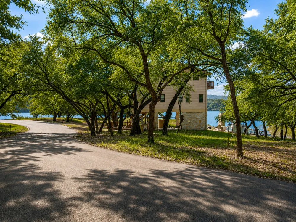 21719 Heather Drive Lago Vista, TX 78645