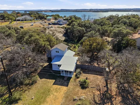 2505 Belaire West Lane