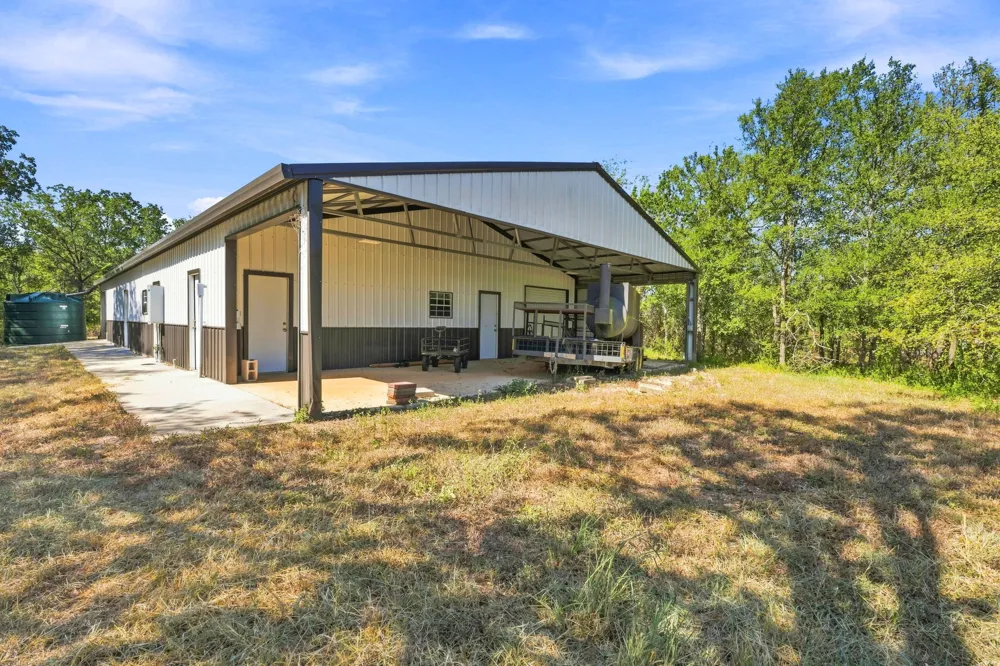 615 Green Acre Drive Dale, TX 78616