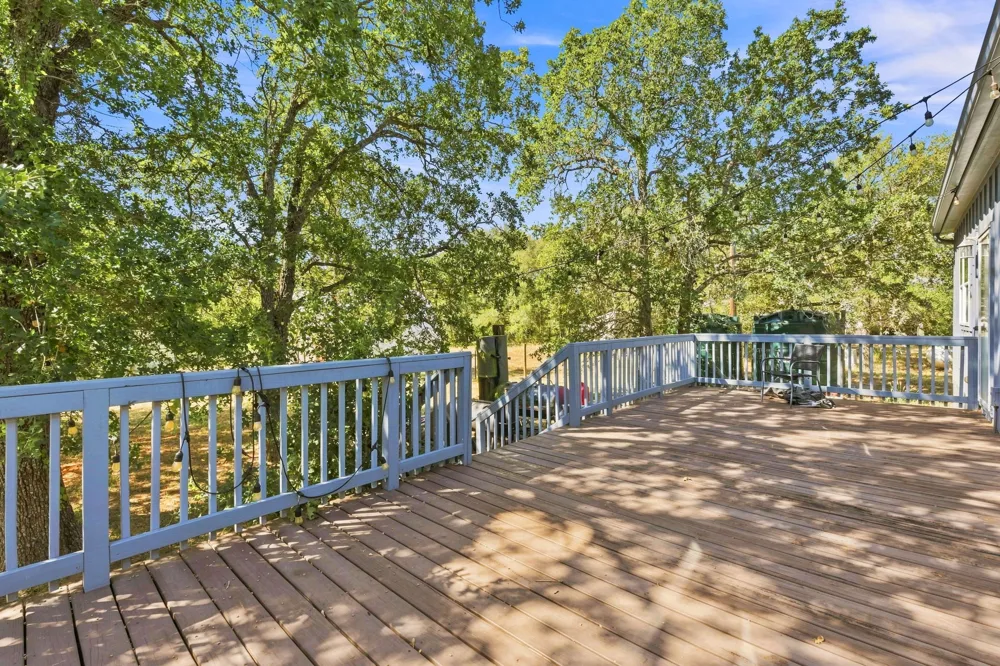 615 Green Acre Drive Dale, TX 78616