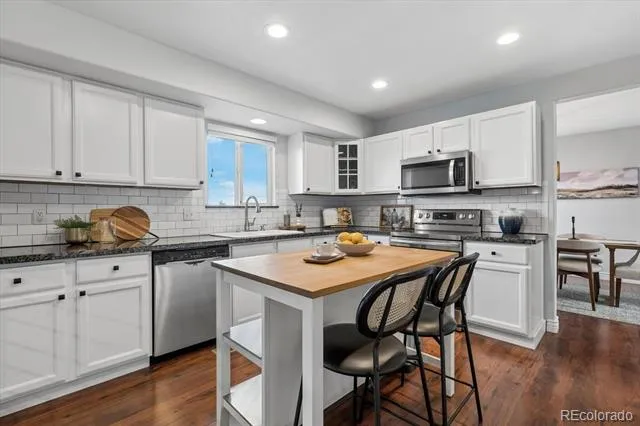 7579 Bantry Court Lone Tree, CO 80124