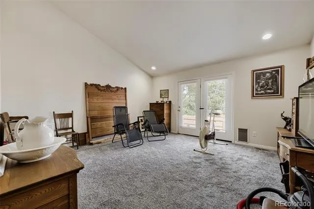 9562 Vance Court Broomfield, CO 80021