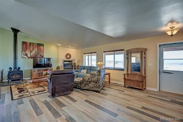8608 Ranch Road Hartsel, CO 80449