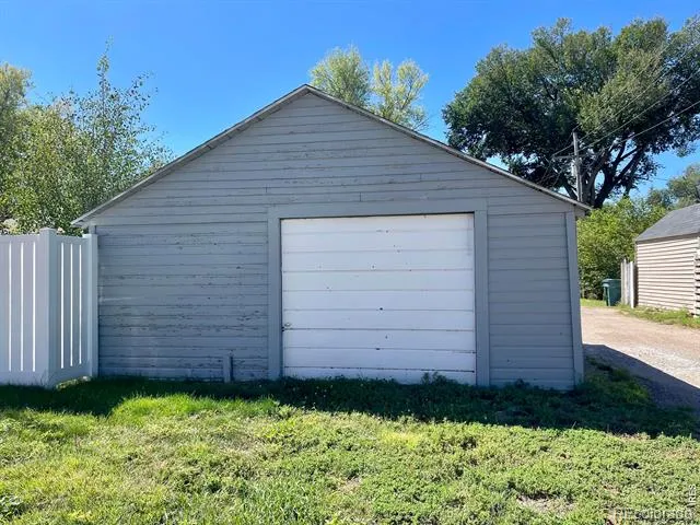 304 S High School Avenue Holyoke, CO 80734