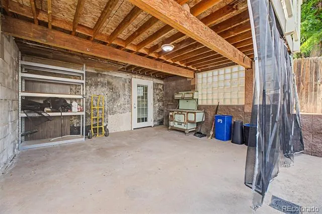 4882 S Genoa Street Centennial, CO 80015