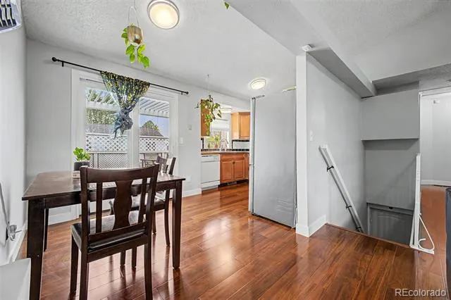 4882 S Genoa Street Centennial, CO 80015