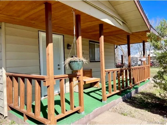 234 S Bowman Avenue Holyoke, CO 80734