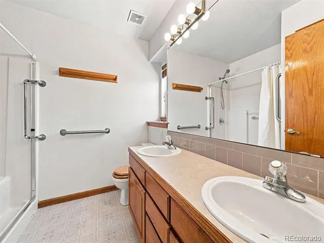 2559 Jarett Drive Mead, CO 80542