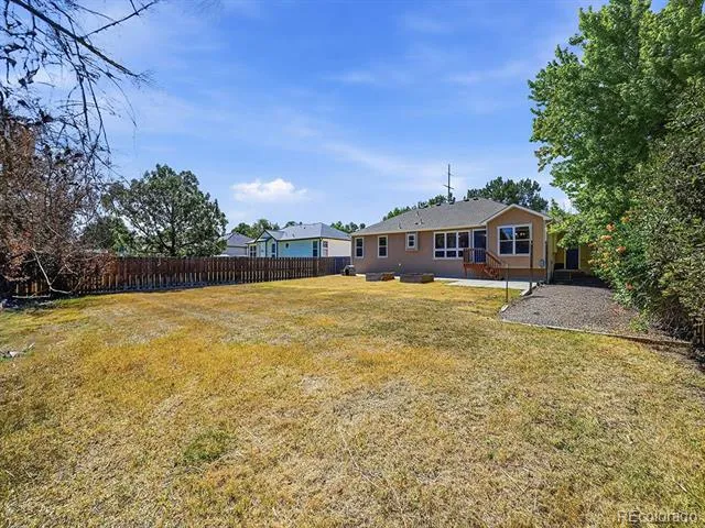 2559 Jarett Drive Mead, CO 80542
